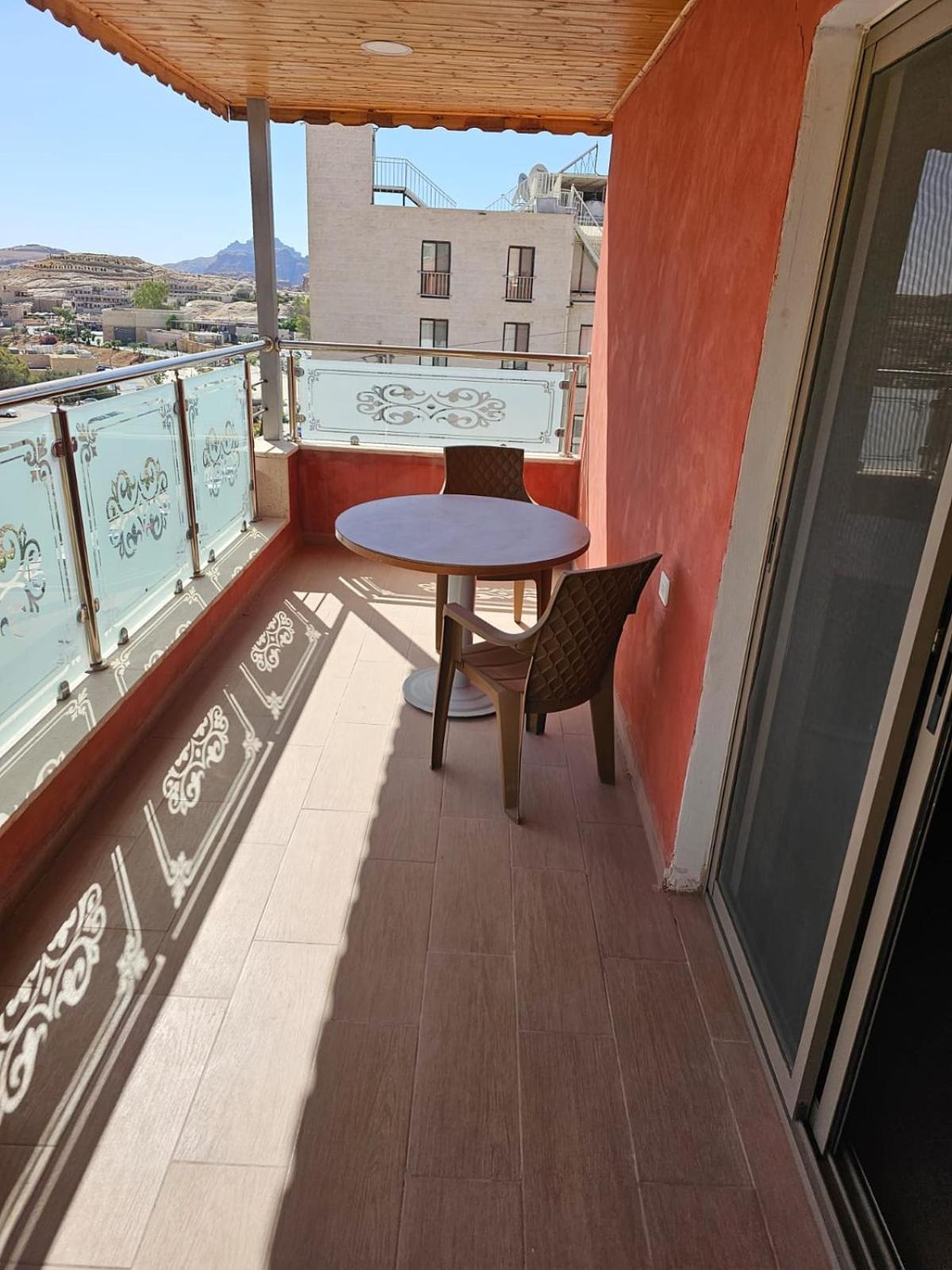 Sunset Hotel Wadi Musa Exterior photo
