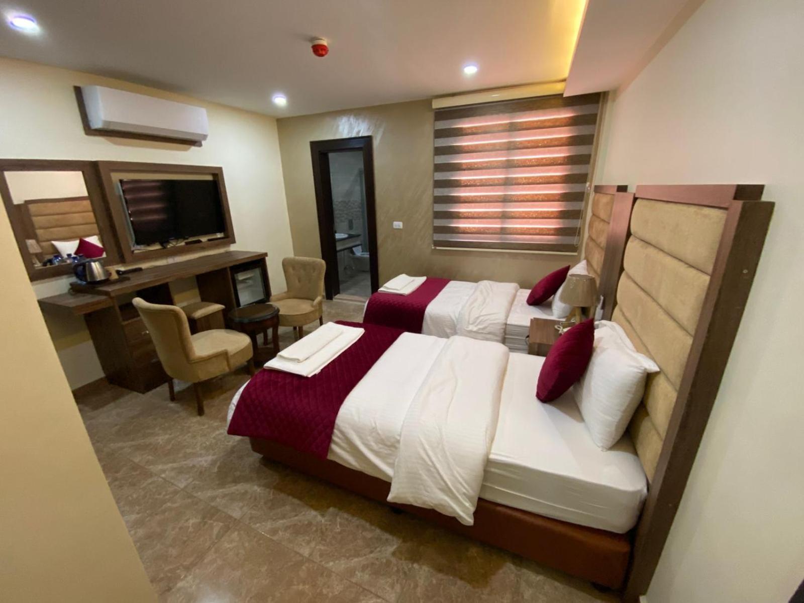 Sunset Hotel Wadi Musa Exterior photo